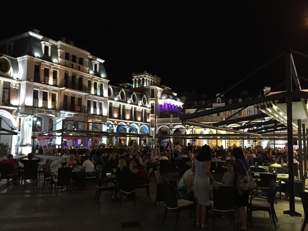 Batumi Center 3 Rooms City Side 部屋 写真
