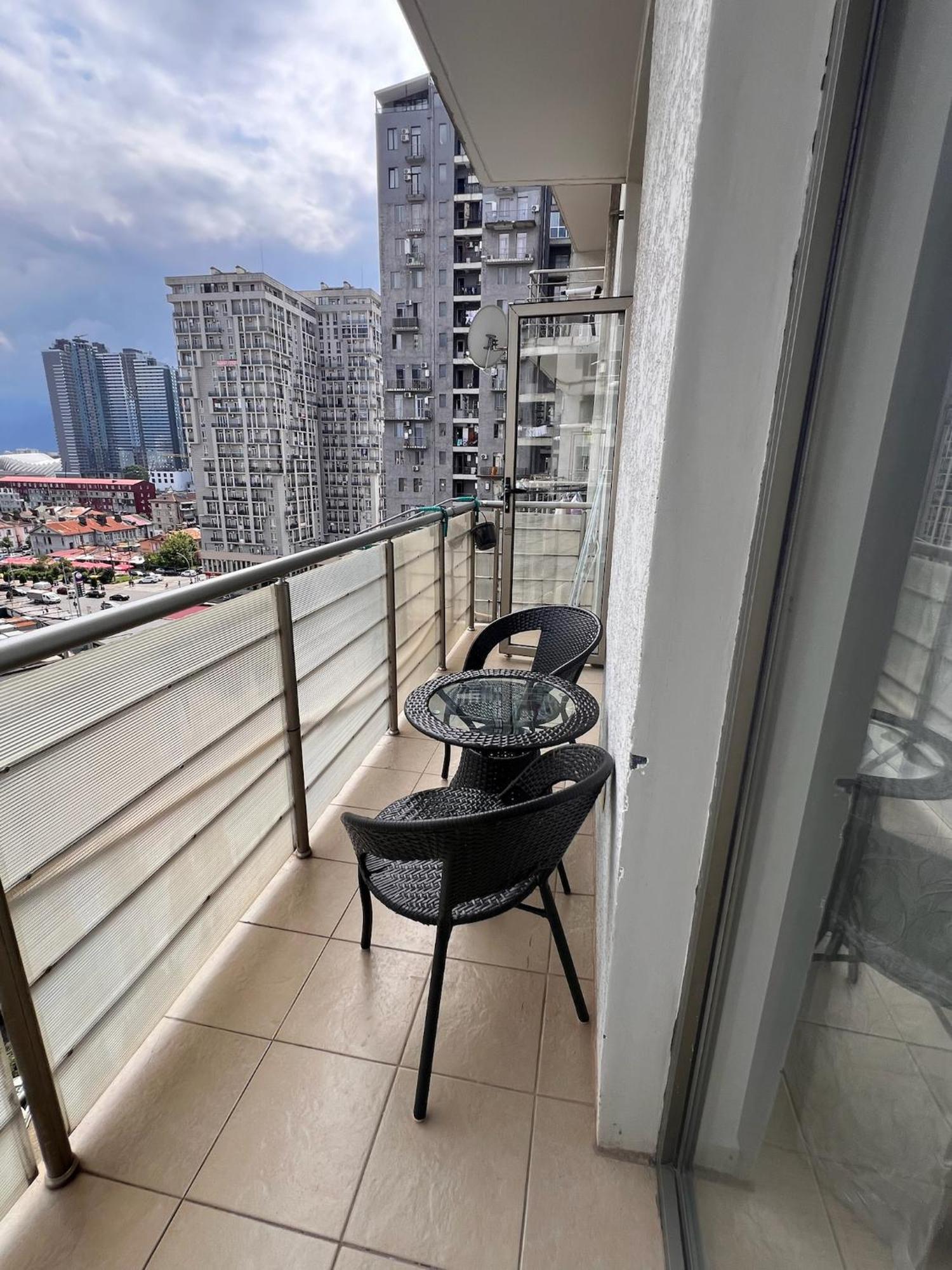 Batumi Center 3 Rooms City Side エクステリア 写真