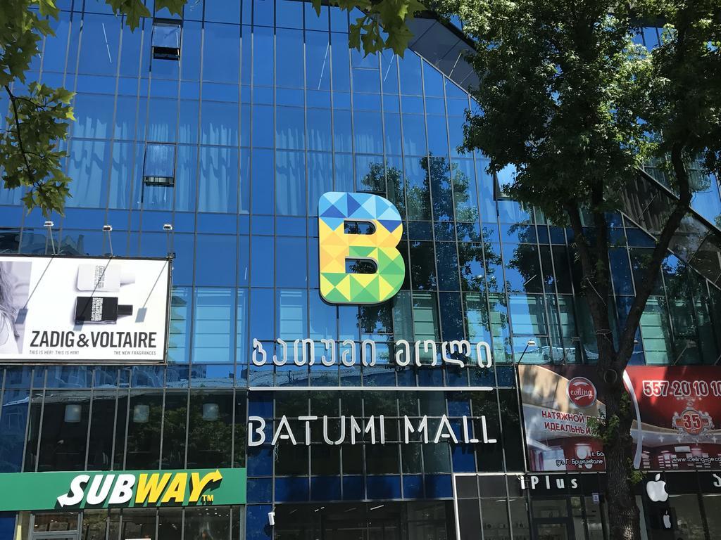 Batumi Center 3 Rooms City Side エクステリア 写真